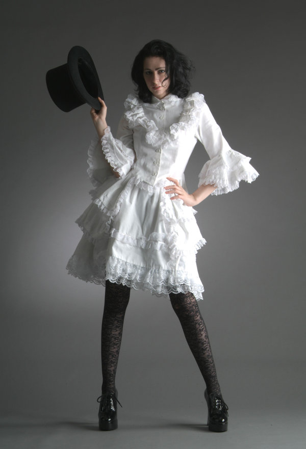 Philippine Gothic and Lolita Community - Back to Basics: What is Lolita  fashion? It is a fashion subculture originating in Japan that takes  inspiration from the fashion of the Victorian, Roccoco or
